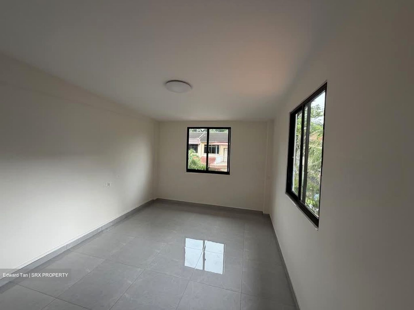Raya Garden (D19), Terrace #566368161